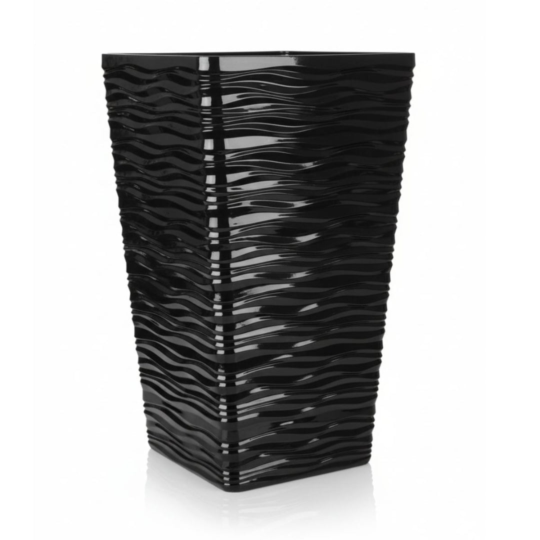 Macetero alto negro de 42x22.5x22.5cm